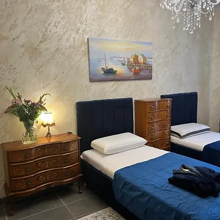 Апартаменты Luxus Design *